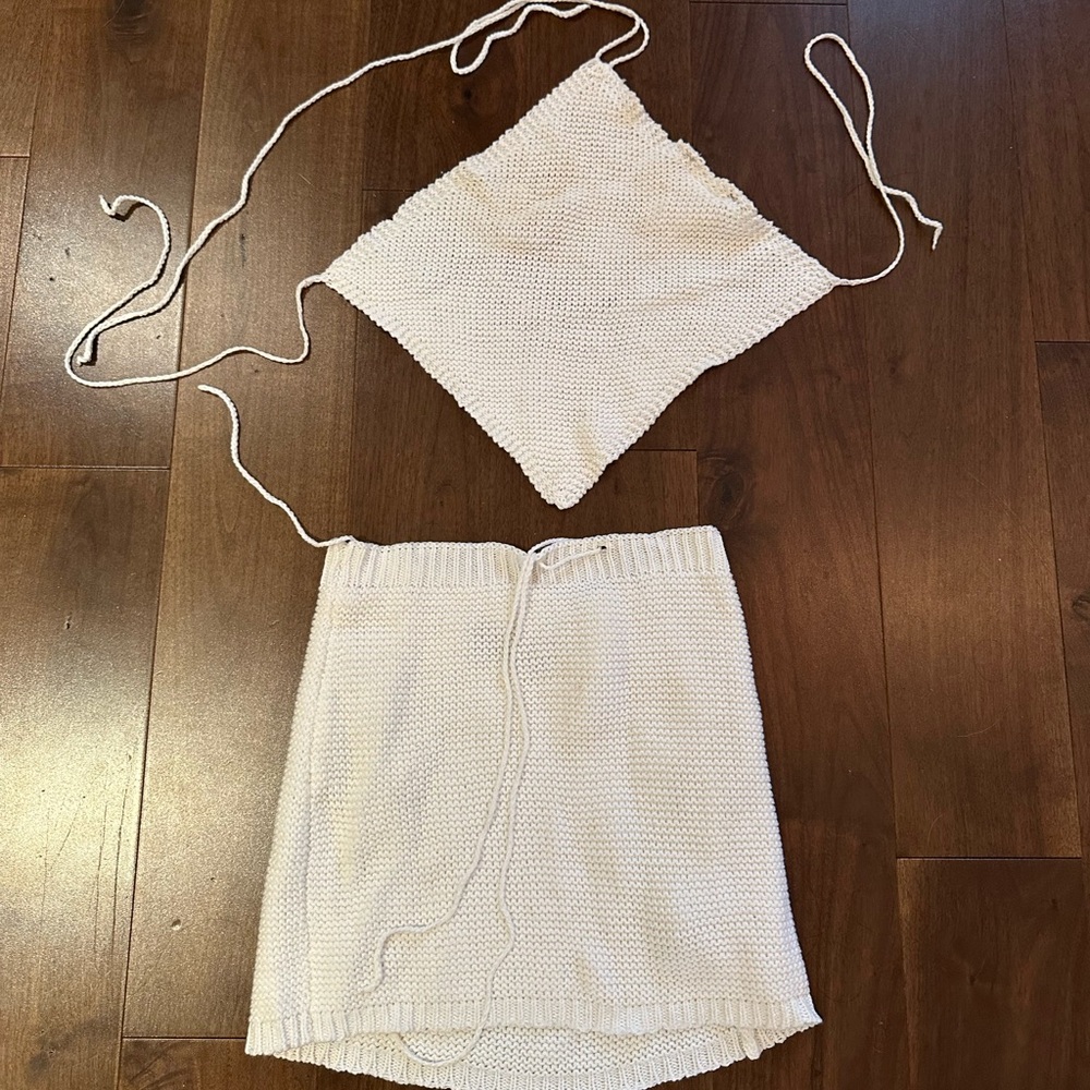 White fox two piece set
